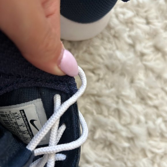Nike Roshe - Picture 4 of 4